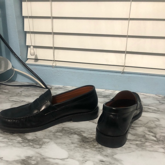 Dressing Shoes - Picture 2 of 2